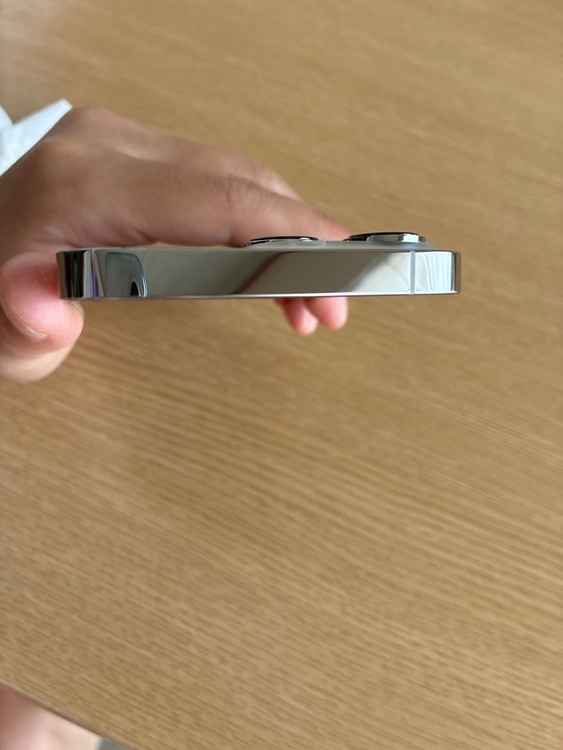 iPhone iPhone 13 Pro 128GB SIMフリー（スマホ）の商品画像 - 査定依頼日：2026年7月22日 - 最高査定価格：41,500円