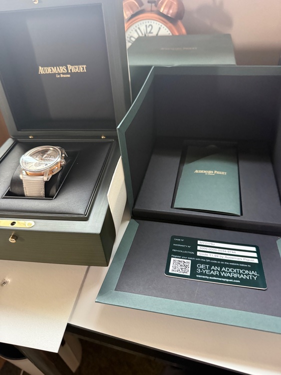 オーデマピゲ その他 （高級時計）の商品画像 - 査定依頼日：2025年6月8日 - 最高査定価格：3,300,000円