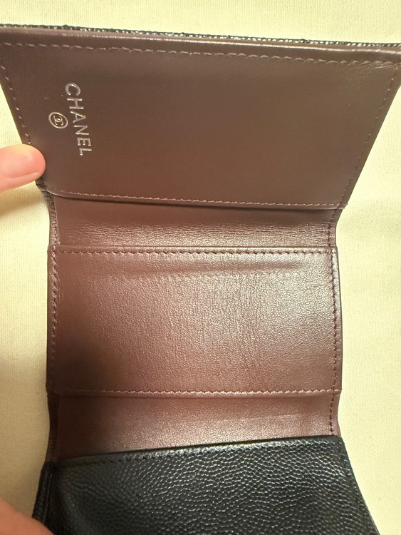 三つ折りウォレット（古着・ファッション）の商品画像 - 査定依頼日：2025年8月26日 - 最高査定価格：138,000円