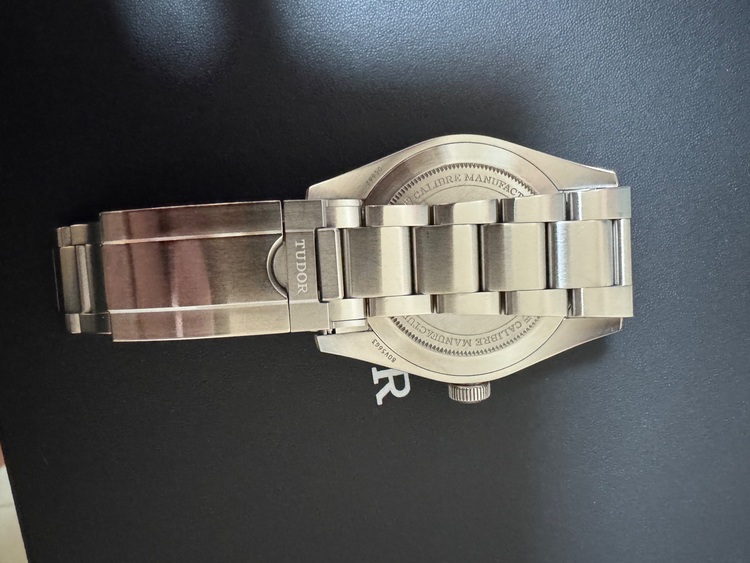 79950（高級時計）の商品画像 - 査定依頼日：2025年9月9日 - 最高査定価格：330,000円