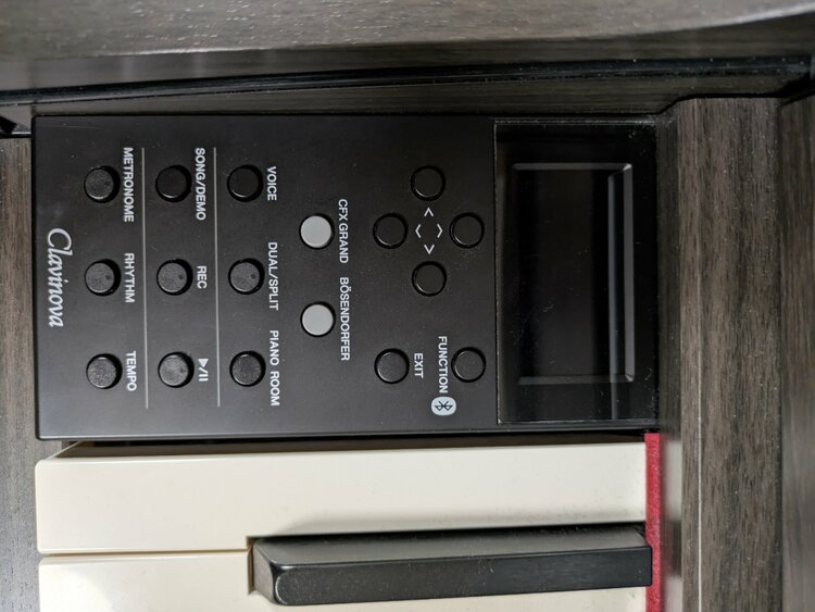 クラビノーバ CLP-645DW（ピアノ・楽器・PA機材）の商品画像 - 査定依頼日：2026年7月13日 - 最高査定価格：25,000円