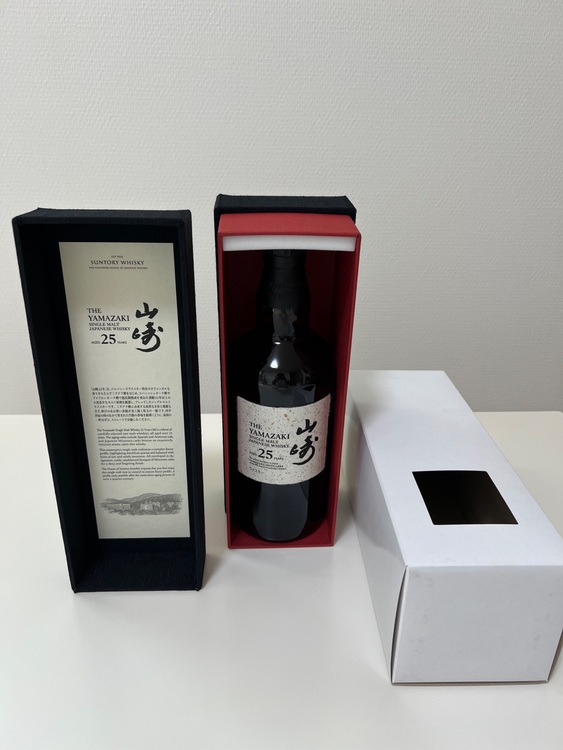 山崎25年（お酒）の商品画像 - 査定依頼日：2025年6月12日 - 最高査定価格：890,000円