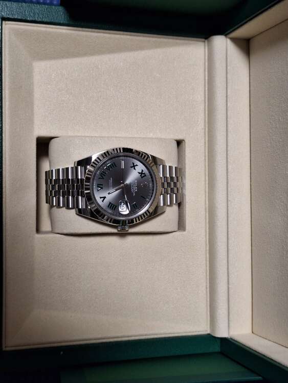 ロレックス デイトジャスト 126334（高級時計）の商品画像 - 査定依頼日：2025年4月1日 - 最高査定価格：2,150,000円