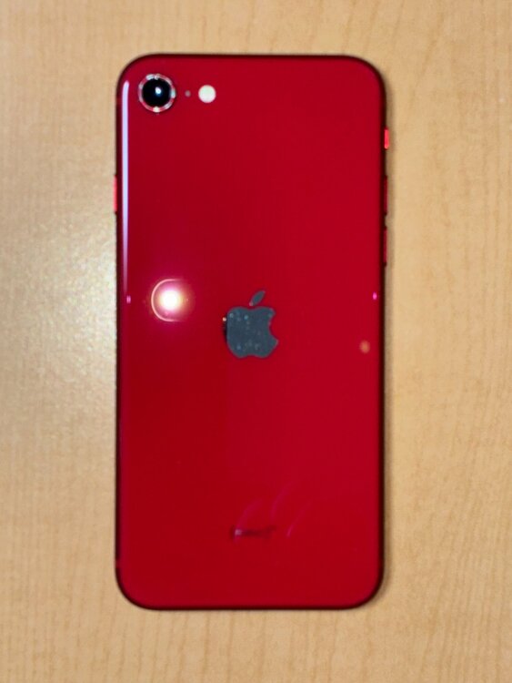 iPhone SE(第2世代) MXD22J/A Red 128GB（スマホ）の商品画像 - 査定依頼日：2026年1月18日 - 最高査定価格：12,000円