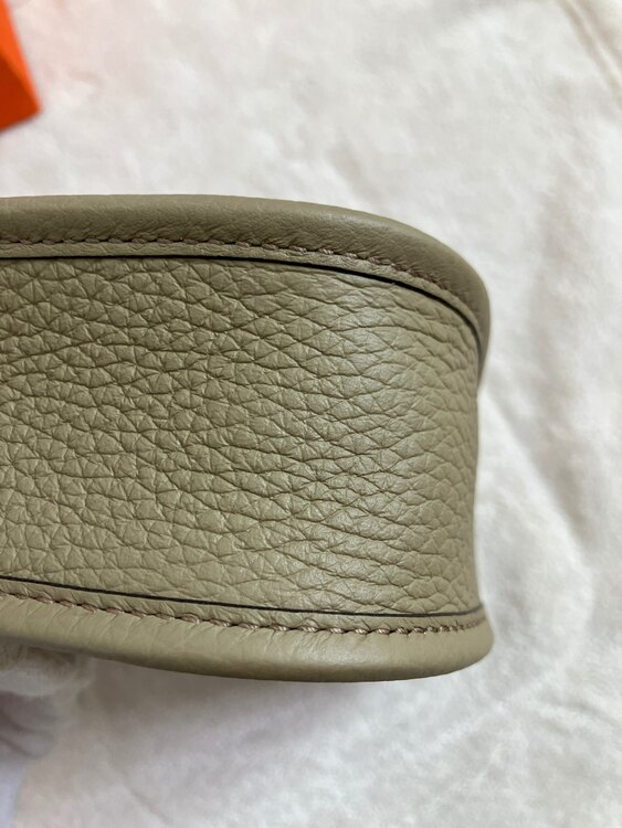 エルメス エブリン （ブランドバッグ）の商品画像 - 査定依頼日：2025年5月12日 - 最高査定価格：400,000円