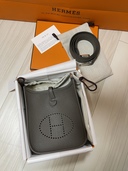 エルメス ミニエブリン（ブランドバッグ）の商品画像 - 査定依頼日：2020年12月20日 - 最高査定価格：332,100円