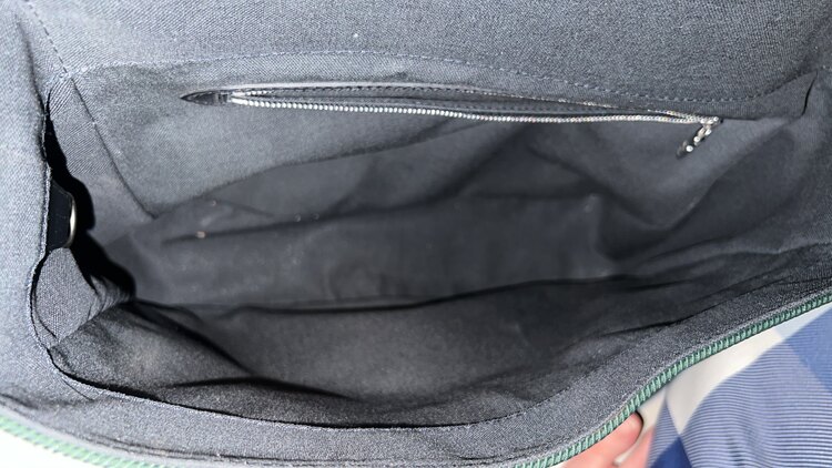 ルイヴィトン タイガ （ブランドバッグ）の商品画像 - 査定依頼日：2025年2月23日 - 最高査定価格：35,000円