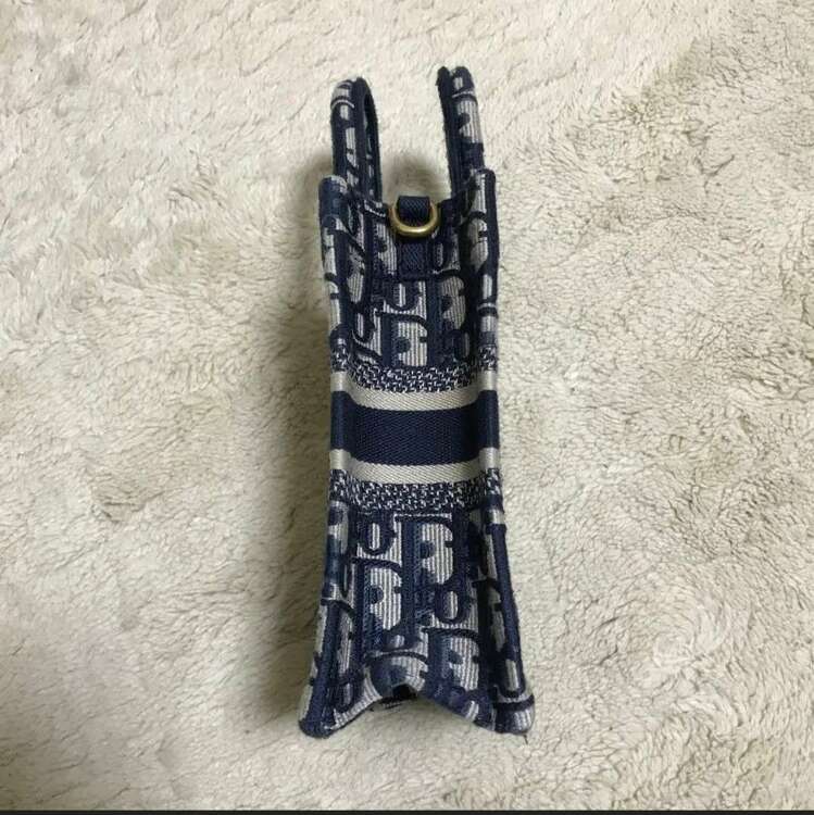 ブックトート（ブランドバッグ）の商品画像 - 査定依頼日：2025年5月23日 - 最高査定価格：110,000円