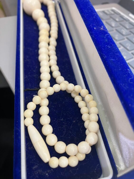 象牙　ネックレス（美術品・骨董品）の商品画像 - 査定依頼日：2025年11月13日 - 最高査定価格：1,000円