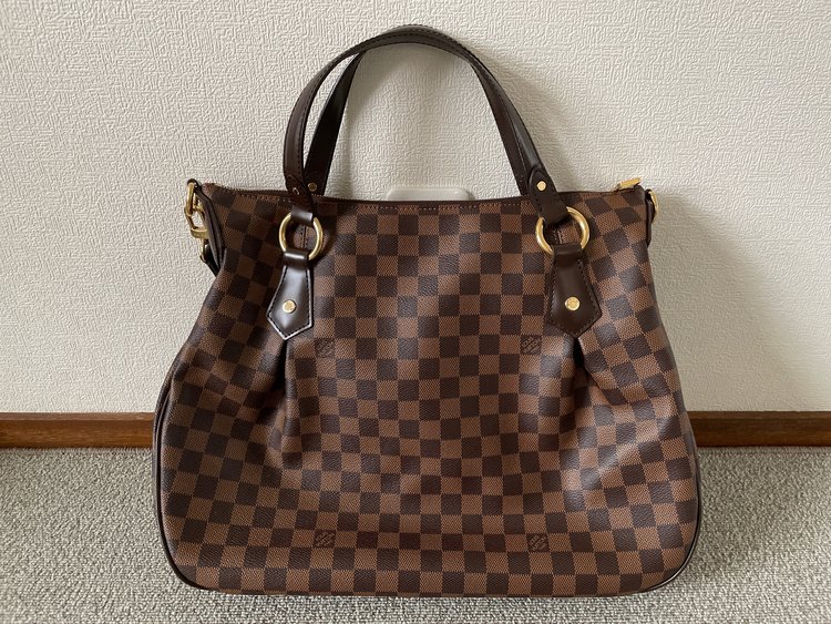 ルイヴィトン ダミエ （ブランドバッグ）の商品画像 - 査定依頼日：2022年10月8日 - 最高査定価格：105,000円