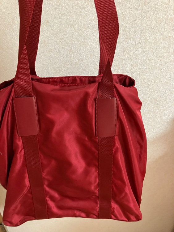 プラダ  （ブランドバッグ）の商品画像 - 査定依頼日：2025年11月13日 - 最高査定価格：20,000円