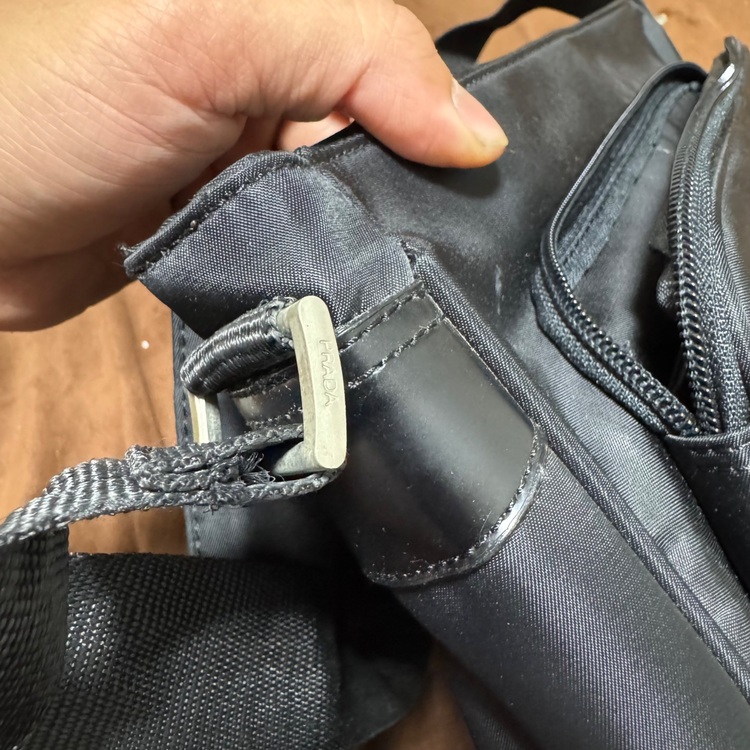 プラダ  （ブランドバッグ）の商品画像 - 査定依頼日：2025年6月11日 - 最高査定価格：50,000円