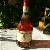 ブランデー ビスキー （お酒）の商品画像 - 査定依頼日：2025年2月12日 - 最高査定価格：3,000円