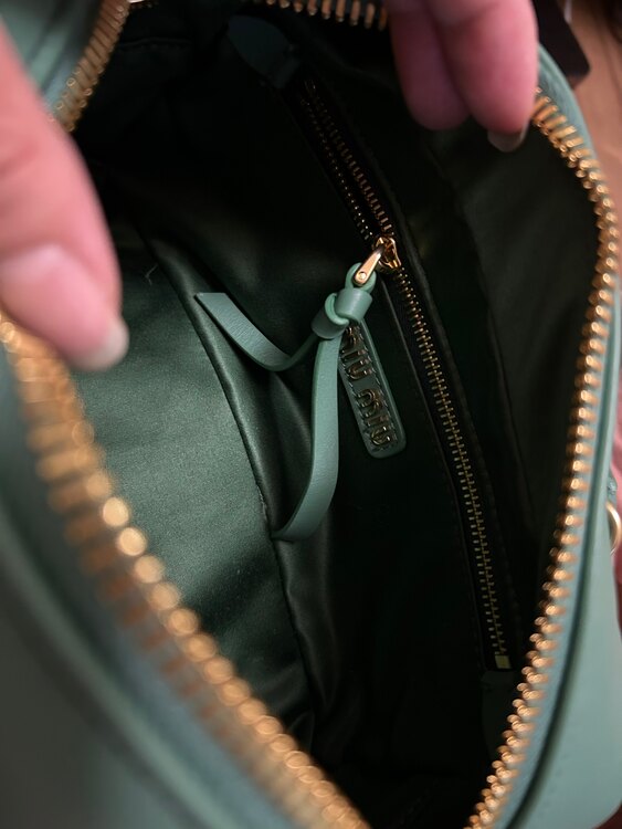 アルカディ　bag 1bb142（ブランドバッグ）の商品画像 - 査定依頼日：2025年5月31日 - 最高査定価格：230,000円