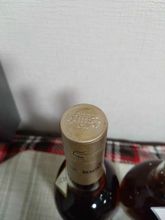 マッカランファインオーク8年10年（お酒）の商品画像 - 査定依頼日：2025年4月3日 - 最高査定価格：19,500円