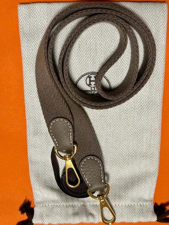 エブリン tpm（ブランドバッグ）の商品画像 - 査定依頼日：2025年10月1日 - 最高査定価格：350,000円