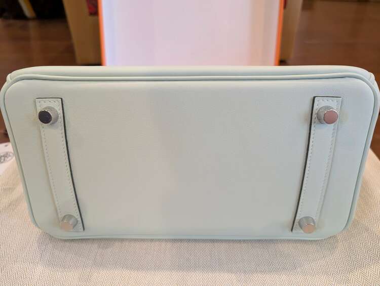 バーキン25 ヴェールペパーミント（ブランドバッグ）の商品画像 - 査定依頼日：2025年4月24日 - 最高査定価格：2,600,000円