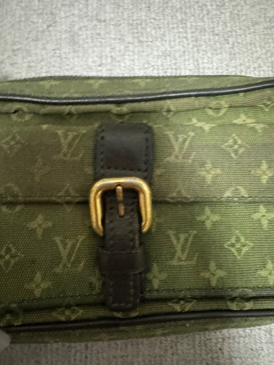 ショルダー（ブランドバッグ）の商品画像 - 査定依頼日：2026年2月13日 - 最高査定価格：43,000円