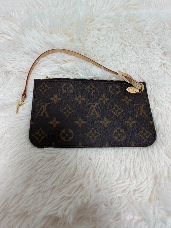 ルイヴィトン モノグラム （ブランドバッグ）の商品画像 - 査定依頼日：2025年10月4日 - 最高査定価格：220,000円