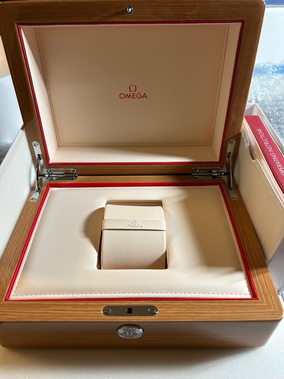 オメガ スピードマスター （高級時計）の商品画像 - 査定依頼日：2025年10月22日 - 最高査定価格：420,000円