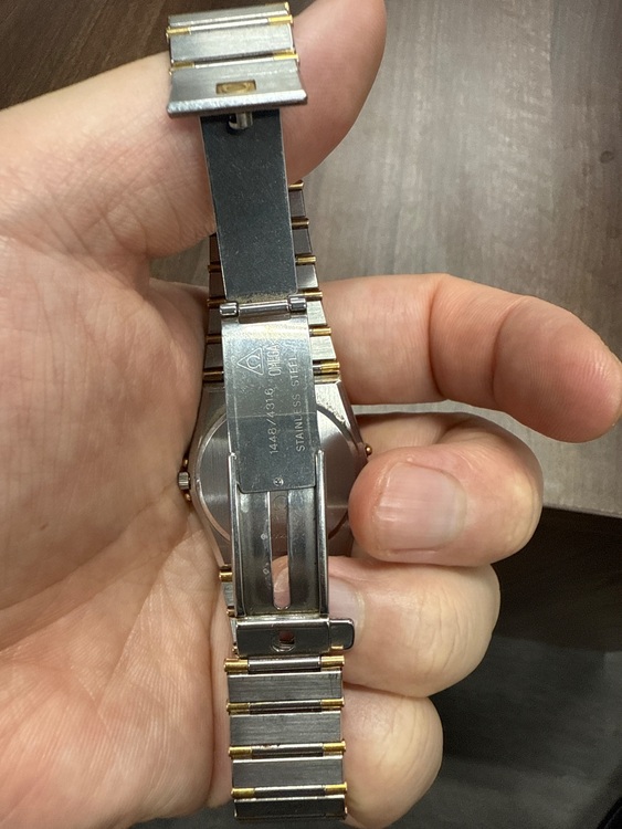 オメガ コンステーション 1448/431（高級時計）の商品画像 - 査定依頼日：2025年6月25日 - 最高査定価格：150,000円