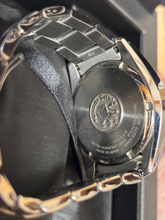 セイコー スプリントドライブ sbga46（高級時計）の商品画像 - 査定依頼日：2025年11月17日 - 最高査定価格：400,000円