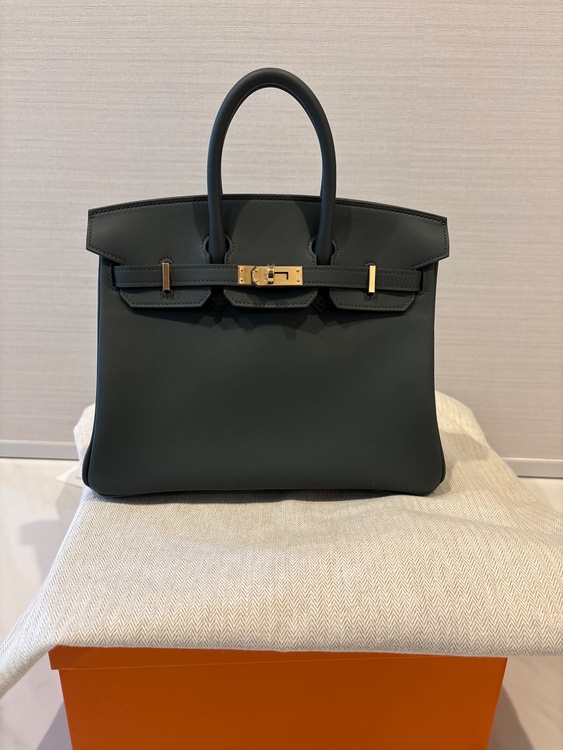 エルメス バーキン （ブランドバッグ）の商品画像 - 査定依頼日：2026年1月21日 - 最高査定価格：3,000,000円
