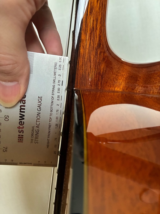 Matsuoka Guitar MC-70S（ピアノ・楽器・PA機材）の商品画像 - 査定依頼日：2026年6月4日 - 最高査定価格：12,000円