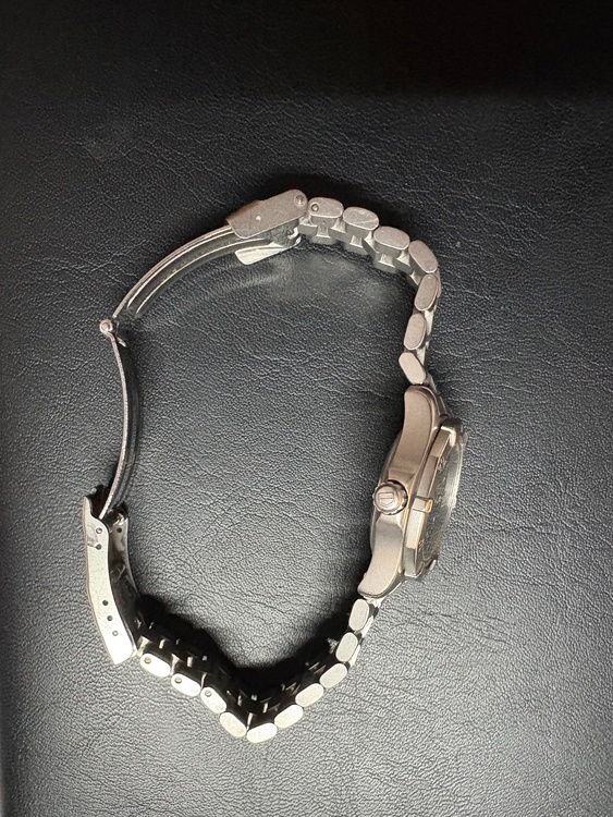 タグホイヤー アクアレーサー （高級時計）の商品画像 - 査定依頼日：2026年1月29日 - 最高査定価格：30,000円