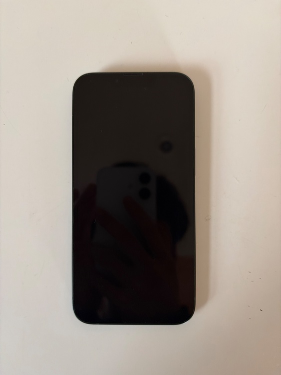 iPhone 13 128GB SIMフリー（スマホ）の商品画像 - 査定依頼日：2026年3月19日 - 最高査定価格：36,000円