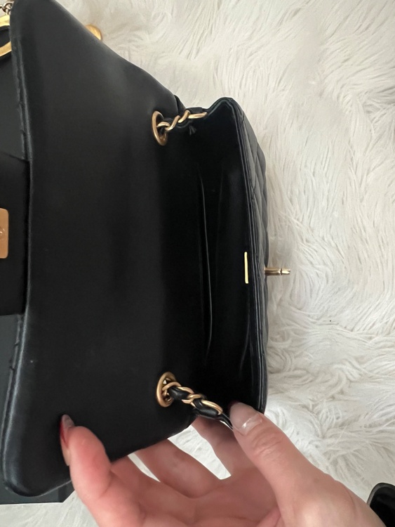 シャネルマトラッセミニフラップバッグ ハートチェーン（ブランドバッグ）の商品画像 - 査定依頼日：2026年2月12日 - 最高査定価格：460,000円