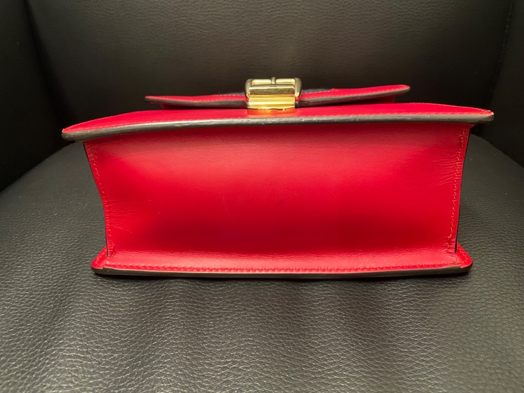 グッチ  （ブランドバッグ）の商品画像 - 査定依頼日：2025年9月4日 - 最高査定価格：85,000円