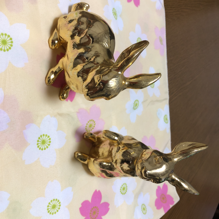 金メッキのうさぎの置物（金・貴金属）の商品画像 - 査定依頼日：2022年8月28日 - 最高査定価格：1,000円