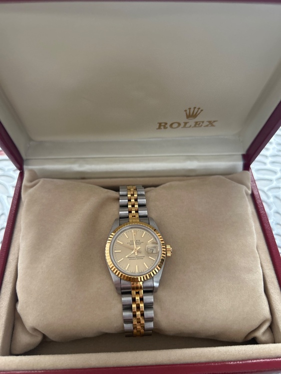 ロレックス デイトジャスト 6917（高級時計）の商品画像 - 査定依頼日：2025年12月16日 - 最高査定価格：780,000円