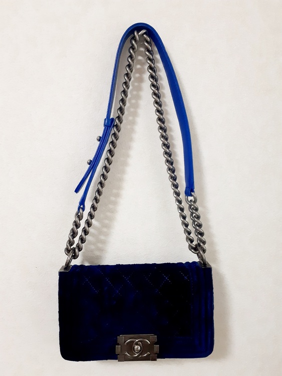 マトラッセ（ブランドバッグ）の商品画像 - 査定依頼日：2025年9月1日 - 最高査定価格：250,000円