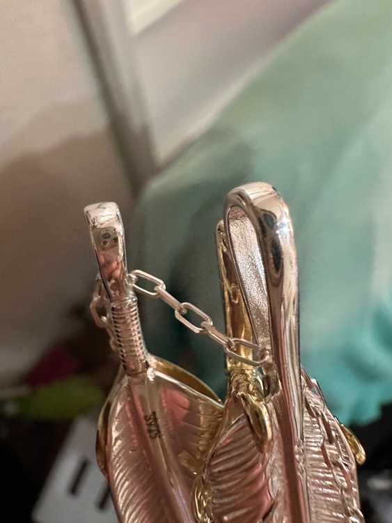 フェザーネックレス（金・貴金属）の商品画像 - 査定依頼日：2025年8月16日 - 最高査定価格：1,000円