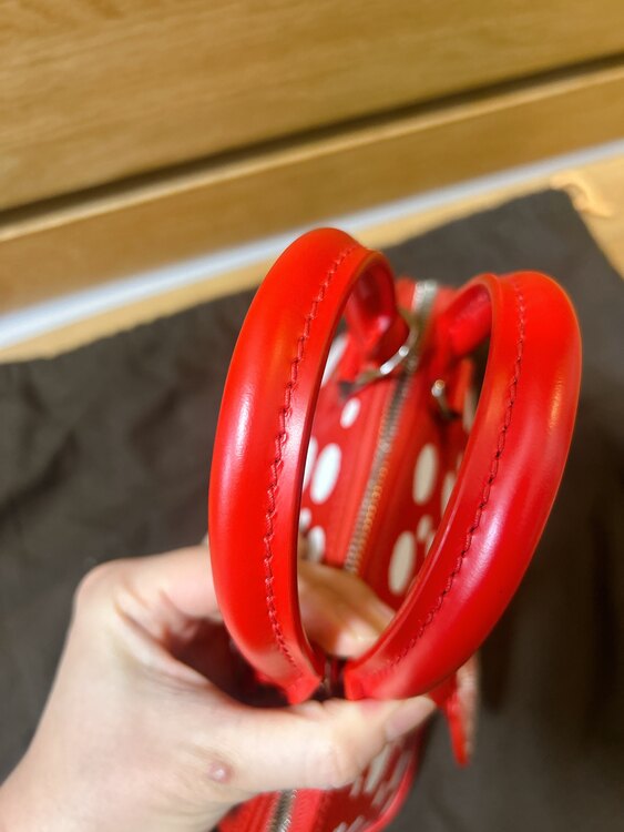 Yayoi Kusama アルマBB（ブランドバッグ）の商品画像 - 査定依頼日：2025年5月8日 - 最高査定価格：200,000円