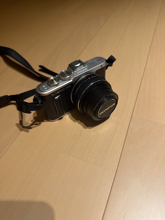 olympus pen e-pl8（カメラ）の商品画像 - 査定依頼日：2026年9月9日 - 最高査定価格：32,000円