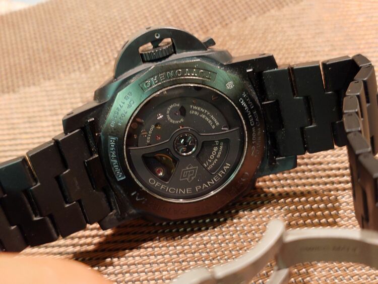 パネライ ルミノール PAM00438（高級時計）の商品画像 - 査定依頼日：2025年9月10日 - 最高査定価格：1,030,000円