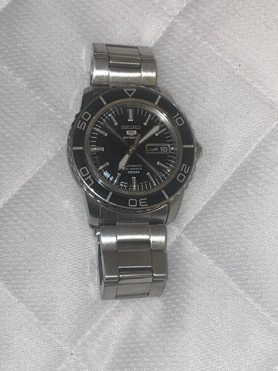 セイコー その他 SNZH55J（高級時計）の商品画像 - 査定依頼日：2024年12月19日 - 最高査定価格：15,000円