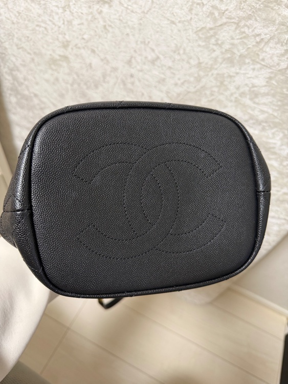 ドローストリングバッグ（ブランドバッグ）の商品画像 - 査定依頼日：2026年4月28日 - 最高査定価格：280,000円