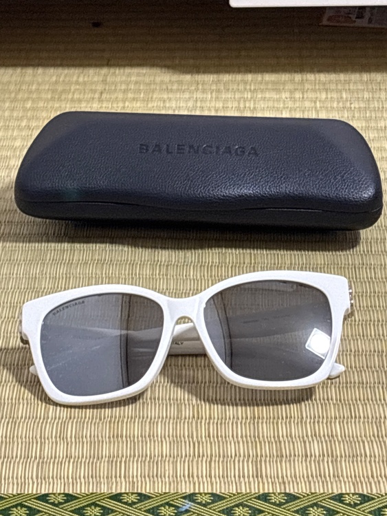 バレンシアガ  （ブランドバッグ）の商品画像 - 査定依頼日：2026年4月15日 - 最高査定価格：20,000円