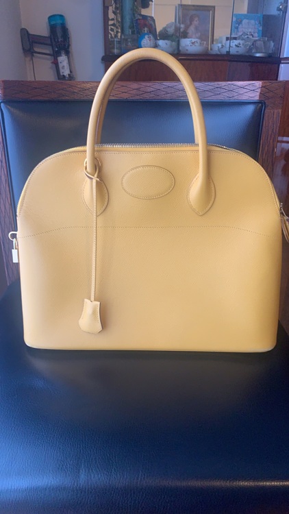 エルメス ボリード （ブランドバッグ）の商品画像 - 査定依頼日：2025年6月22日 - 最高査定価格：300,000円