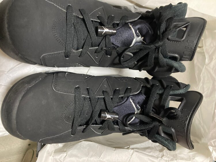 ナイキエアジョーダン6 DM2836-001（古着・ファッション）の商品画像 - 査定依頼日：2025年4月28日 - 最高査定価格：1,000円