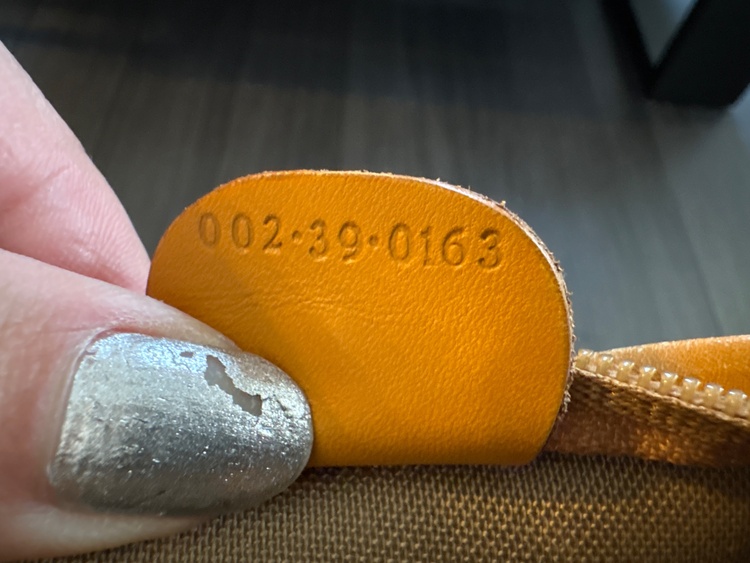 GUCCIバック（ブランドバッグ）の商品画像 - 査定依頼日：2026年4月7日 - 最高査定価格：14,000円