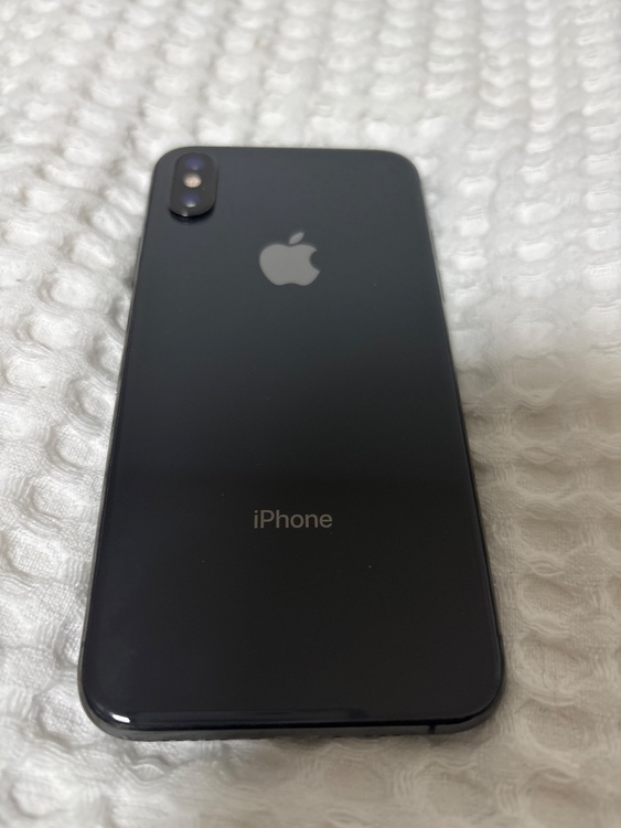 iPhoneXS 64GB au（スマホ）の商品画像 - 査定依頼日：2026年4月2日 - 最高査定価格：15,000円