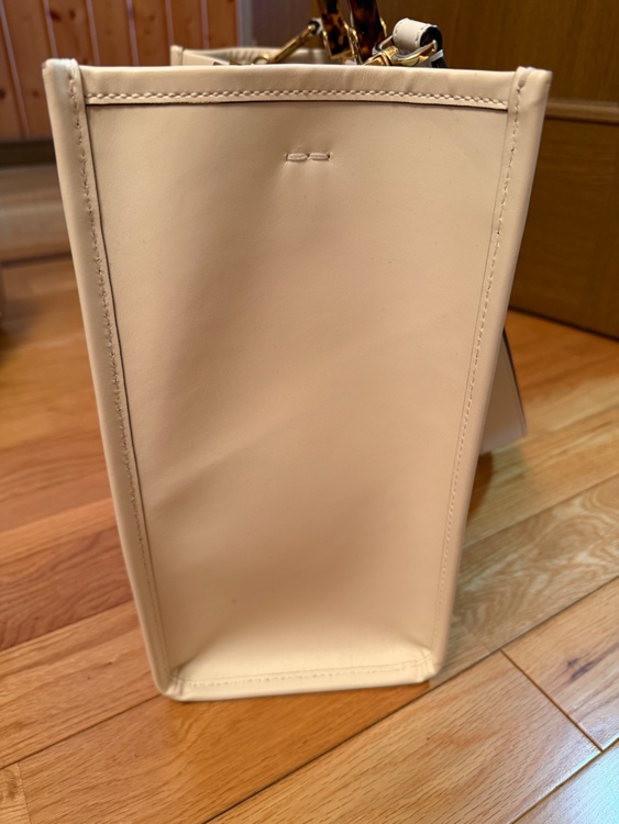 フェンディ  （ブランドバッグ）の商品画像 - 査定依頼日：2026年4月19日 - 最高査定価格：130,000円