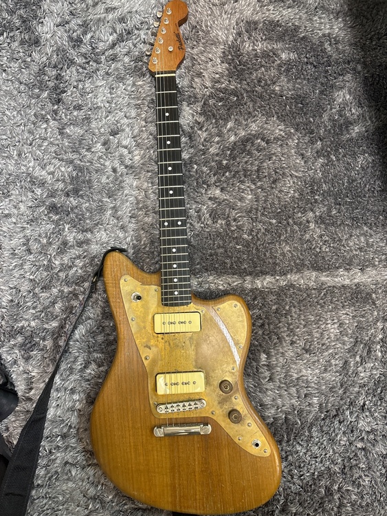 Paoletti guitars JM（ピアノ・楽器・PA機材）の商品画像 - 査定依頼日：2026年7月4日 - 最高査定価格：160,000円