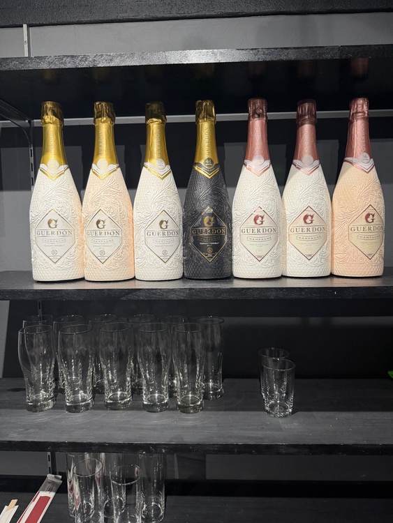 シャンパン シャンパン(その他)（お酒）の商品画像 - 査定依頼日：2026年6月1日 - 最高査定価格：30,000円