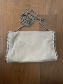 ショルダーバッグ（ブランドバッグ）の商品画像 - 査定依頼日：2022年2月2日 - 最高査定価格：10,000円